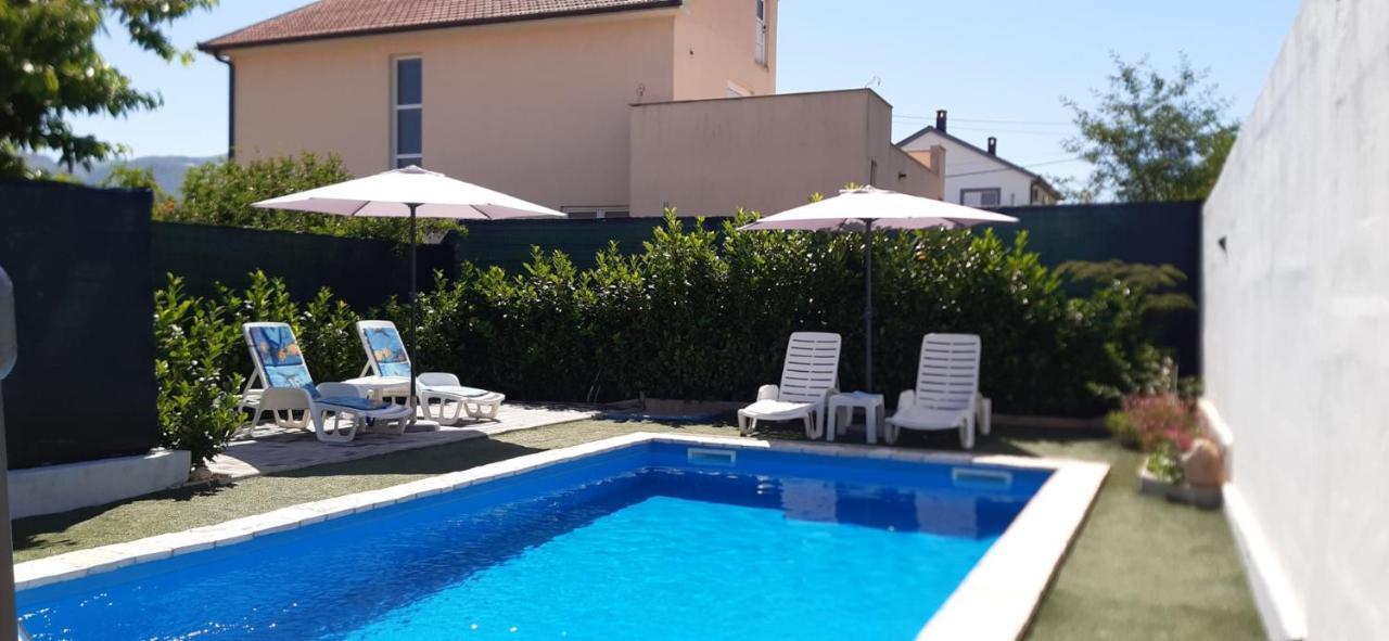 Holiday Home Flora موستار المظهر الخارجي الصورة