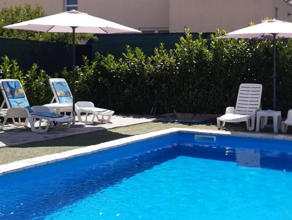 Holiday Home Flora موستار المظهر الخارجي الصورة