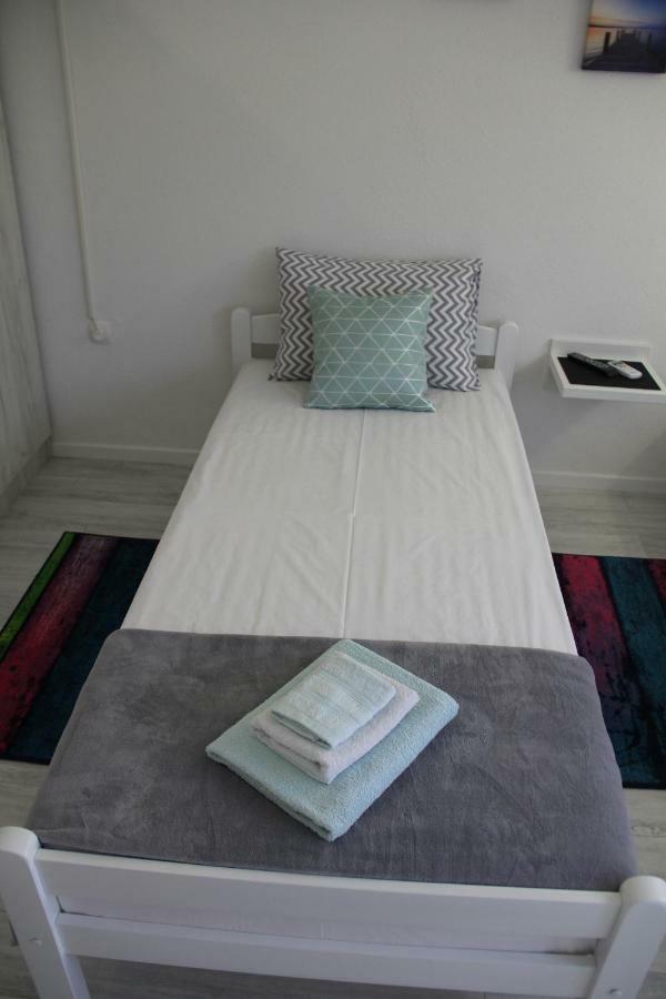 Holiday Home Flora موستار المظهر الخارجي الصورة